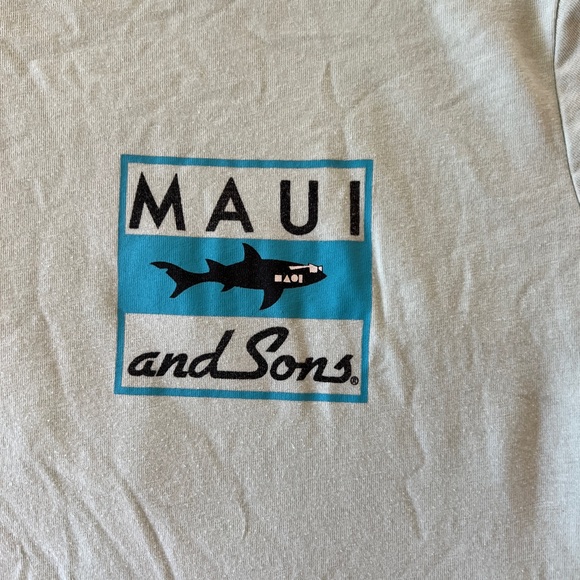 maui & sons graphic tee - Picture 3 of 3